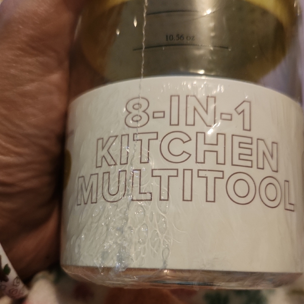 8-in-1 Kitchen Multitool